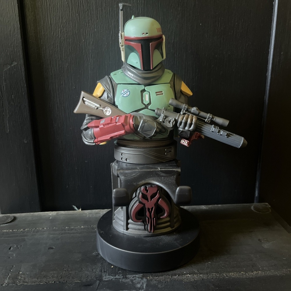 Star Wars Boba Fett Bust Figurine Statue Phone Holder - Cable Guys